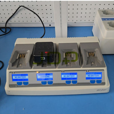Stryker 6110-120 System 6 Battery Charger