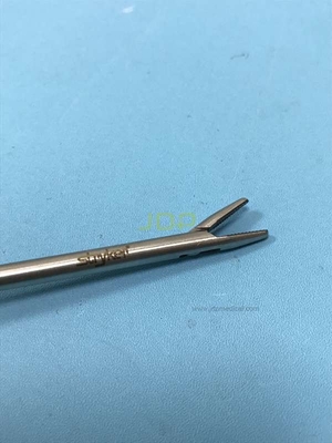 Stryker Straight Jaw Needle Holder 250-080-588